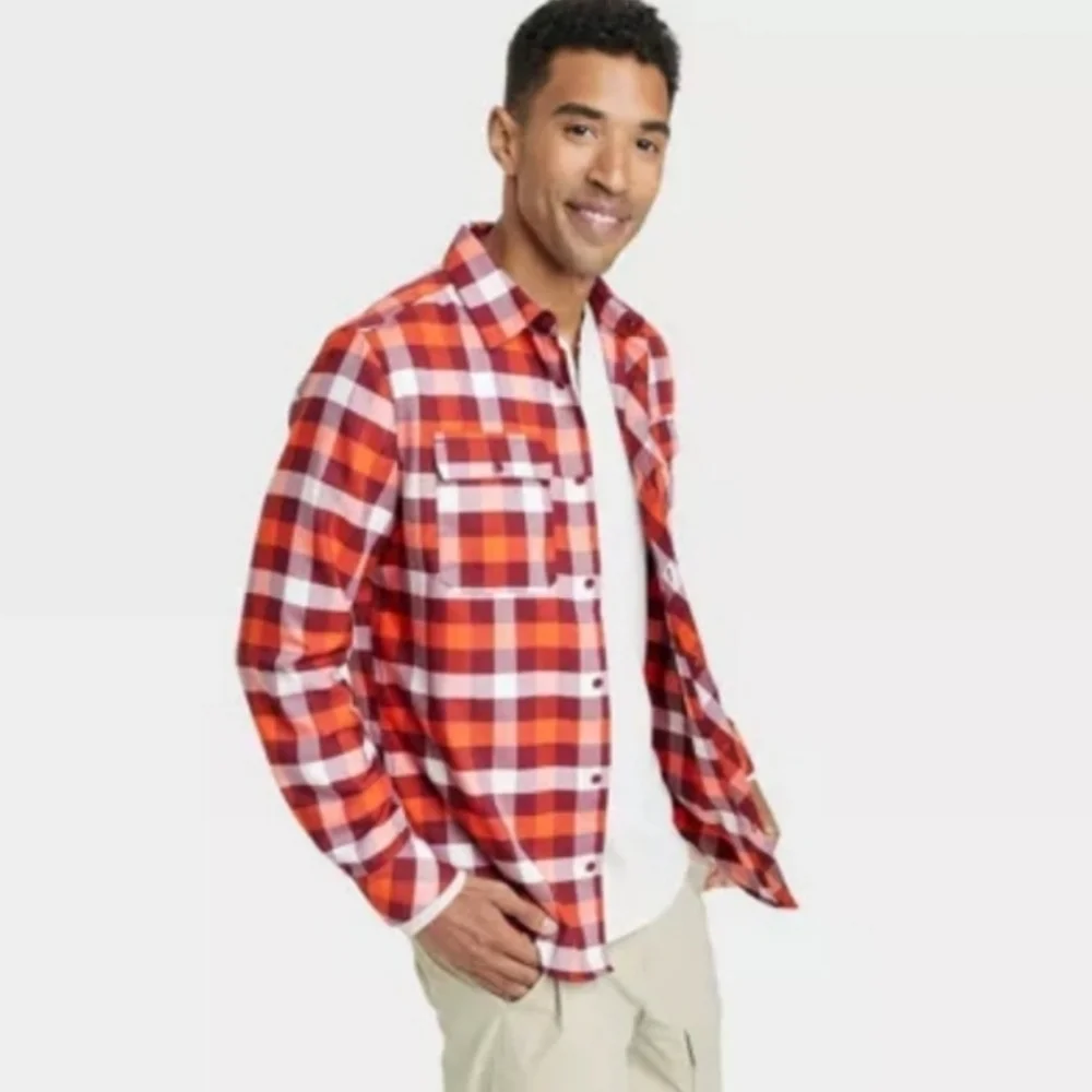 All In Motion Men's NWT Red Long Sleeve Flannel Button Down Shirt Size Medium - Picture 1 of 6